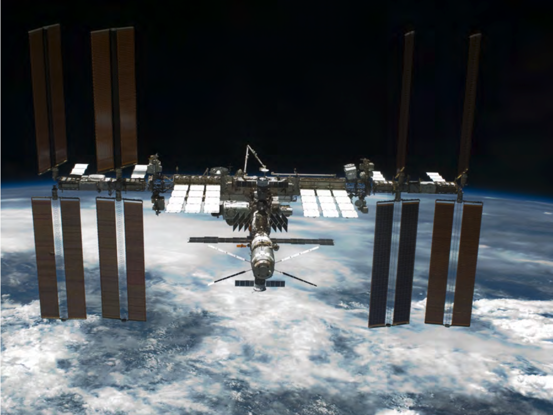 picture 2013-04 - ISS with the AMS